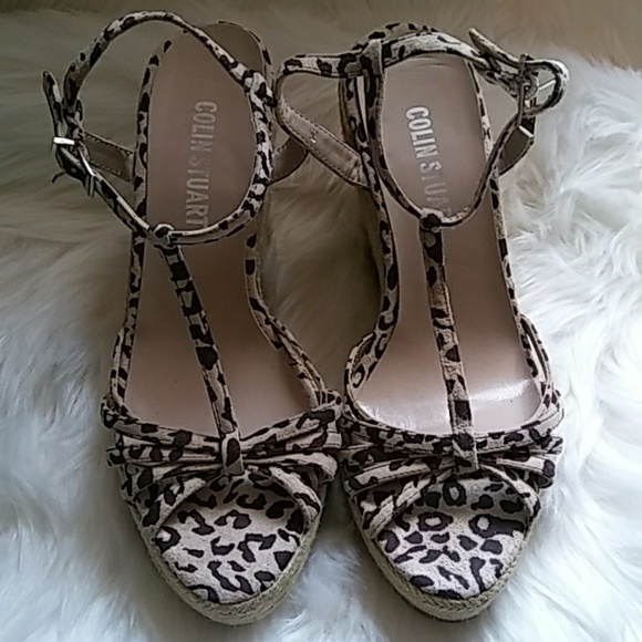 Colin Stuart Shoes - 🎉SALE🎉Colin Stuart -Animal print t-strap sandals
